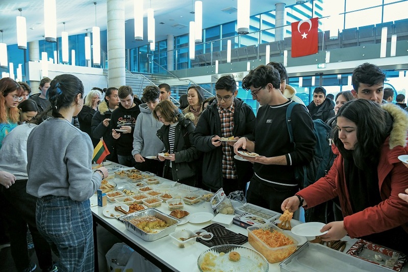 The international students organized a support event for countries affected by an earthquake